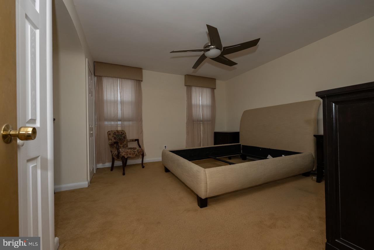 8648 Rugby St Property Photo 37