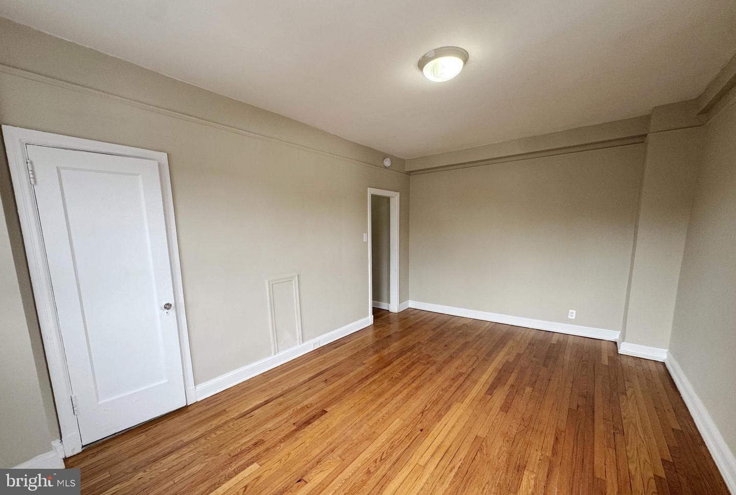 400-14 W Hortter St #301 Property Photo 30