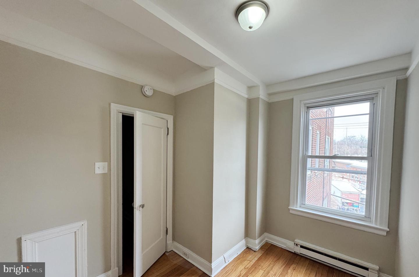 400-14 W Hortter St #301 Property Photo 37