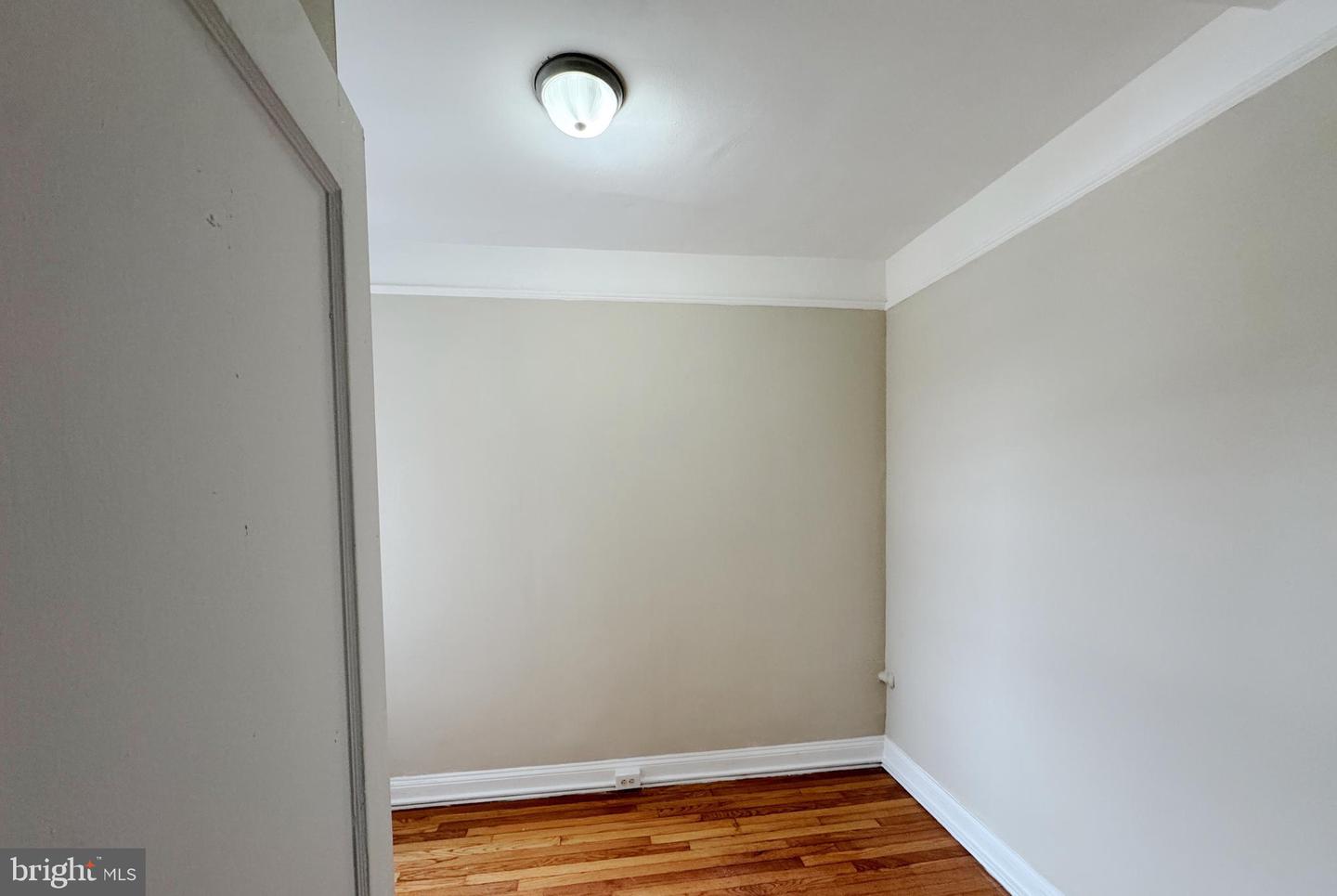 400-14 W Hortter St #301 Property Photo 38