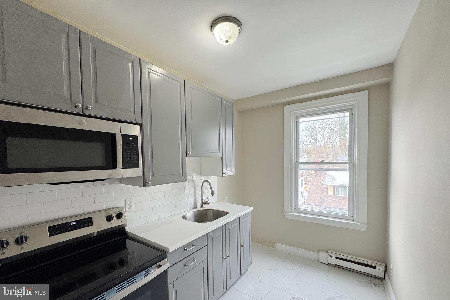 400-14 W Hortter St #301 Property Photo 39