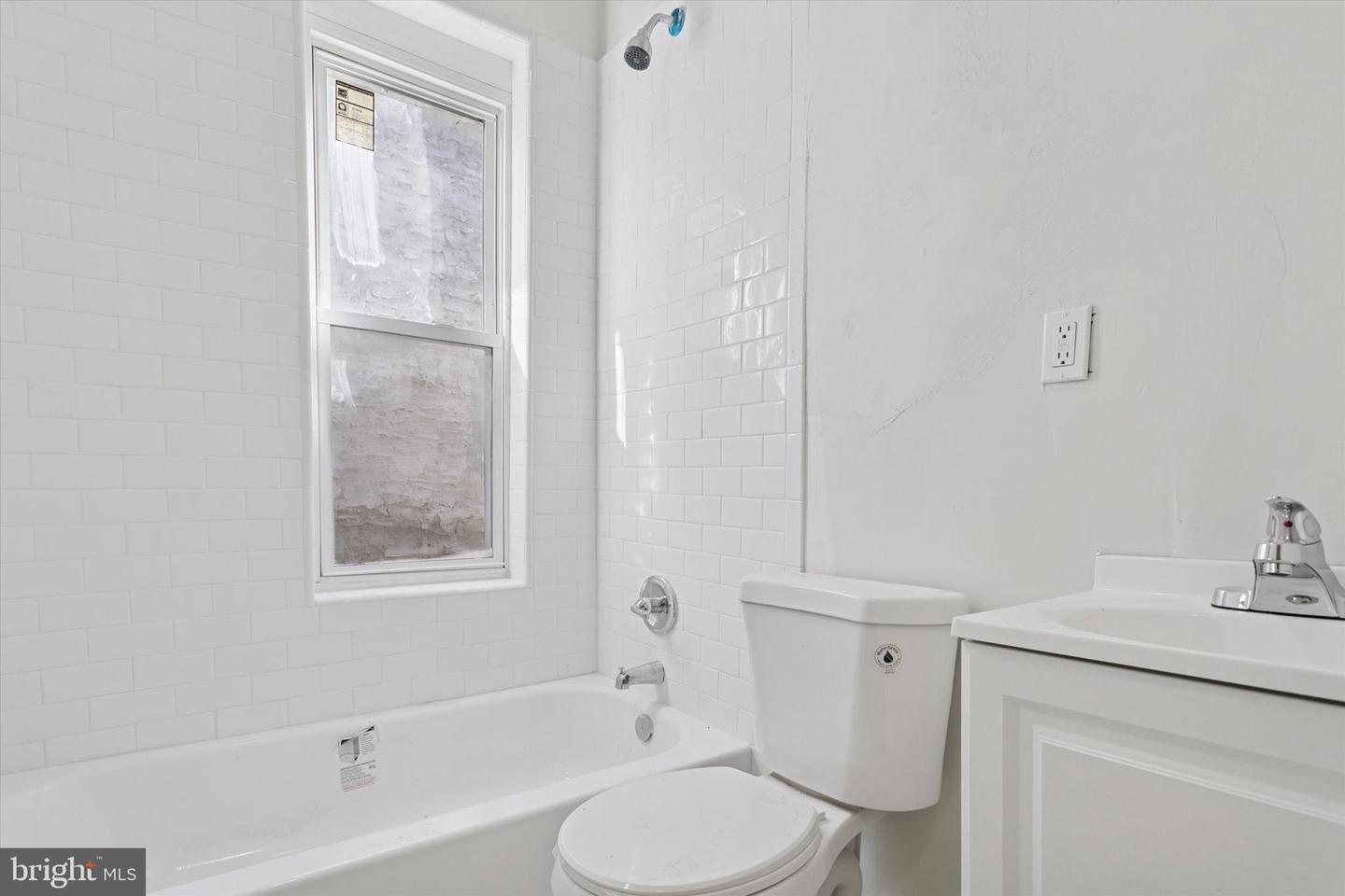 2350 N Opal St Property Photo 17
