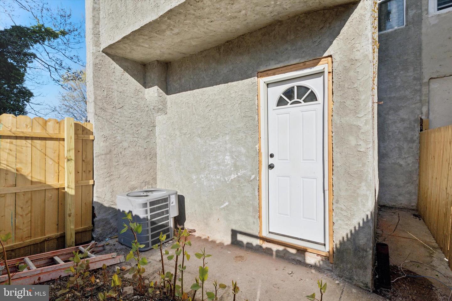 2350 N Opal St Property Photo 23