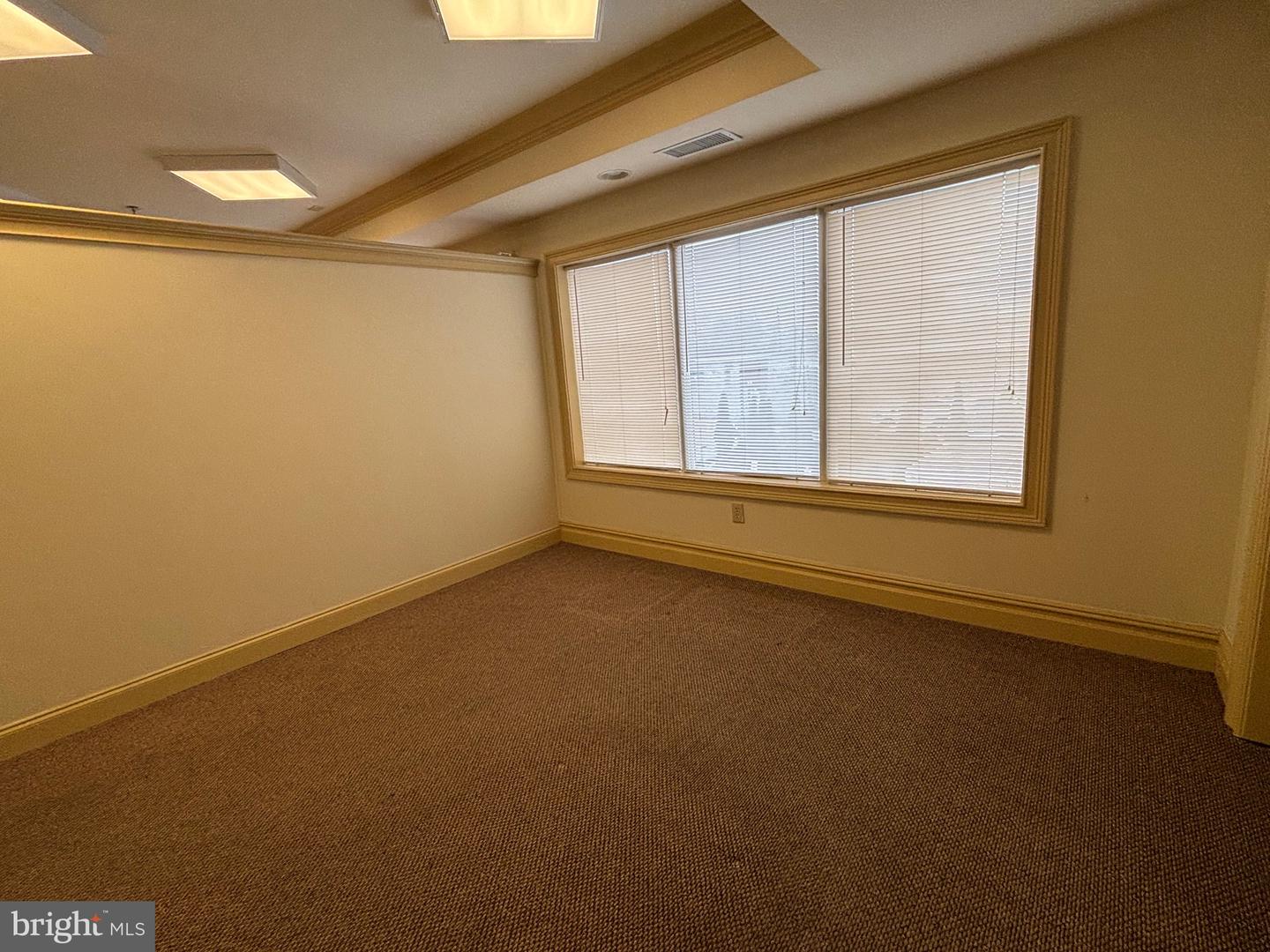 10065-67 Sandmeyer Ln #212 Property Photo 23