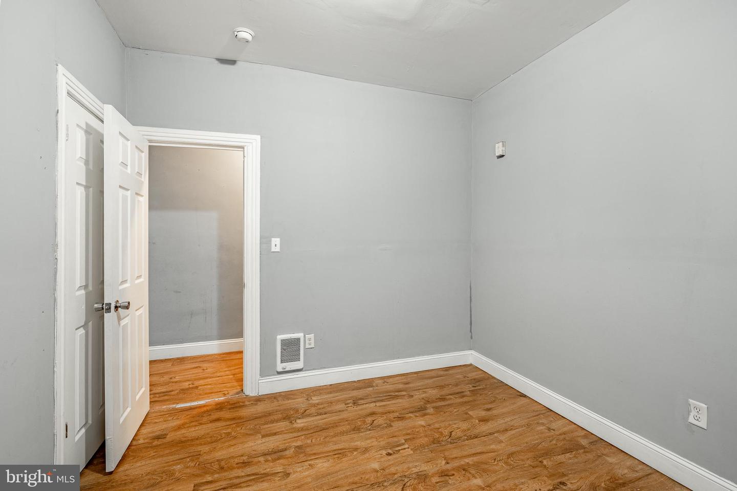 5323 Angora Ter Property Photo 11