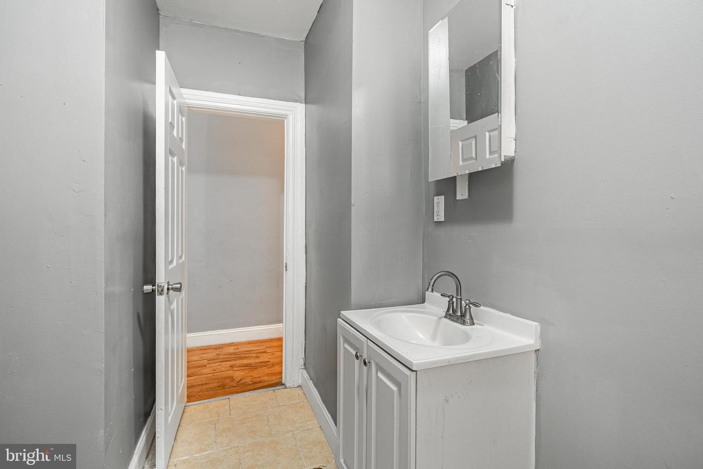 5323 Angora Ter Property Photo 15
