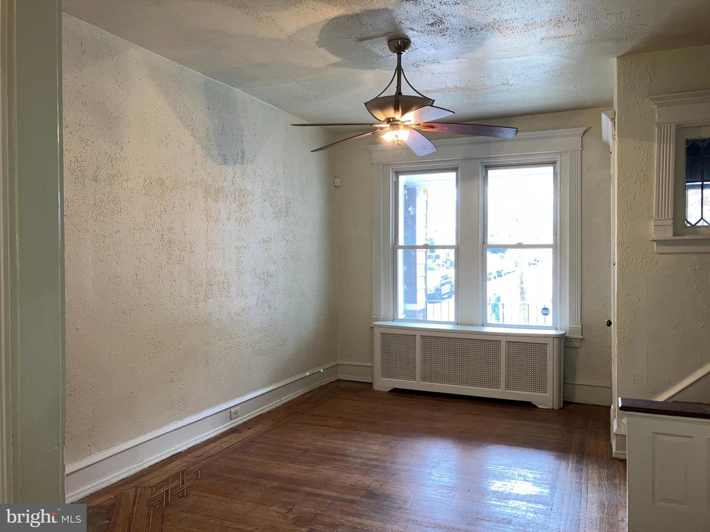 1512 W Ruscomb St Property Photo 7