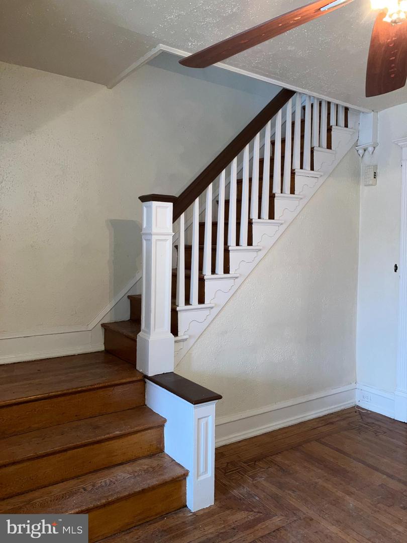 1512 W Ruscomb St Property Photo 19