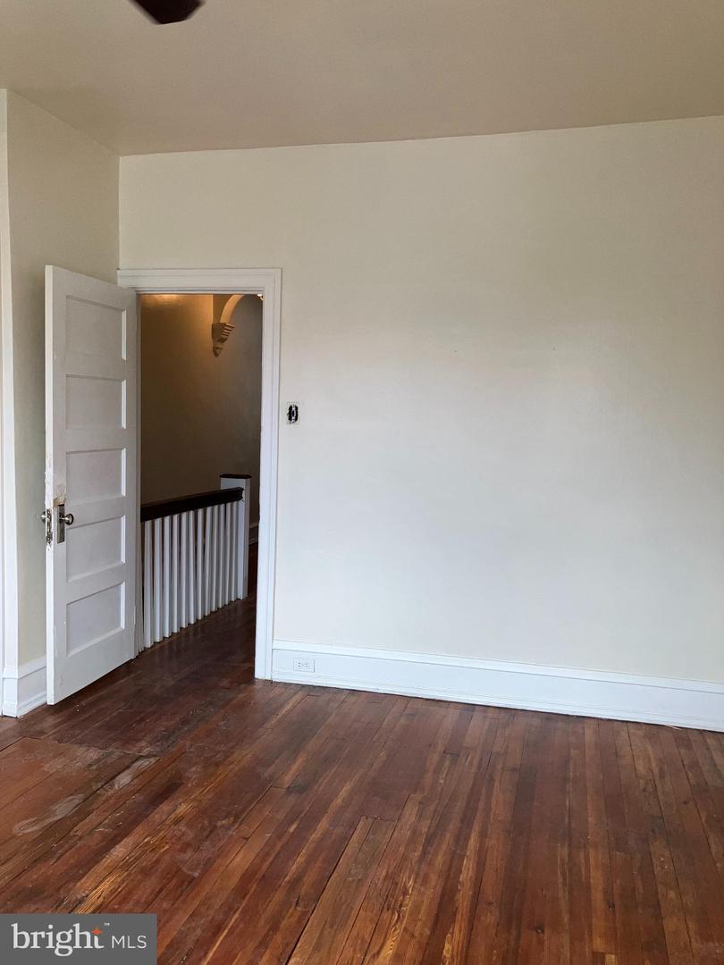 1512 W Ruscomb St Property Photo 23