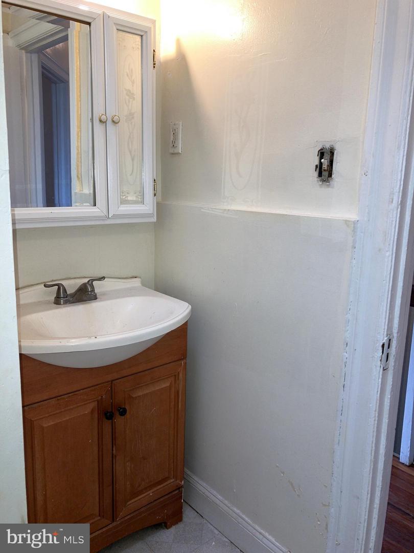 1512 W Ruscomb St Property Photo 30