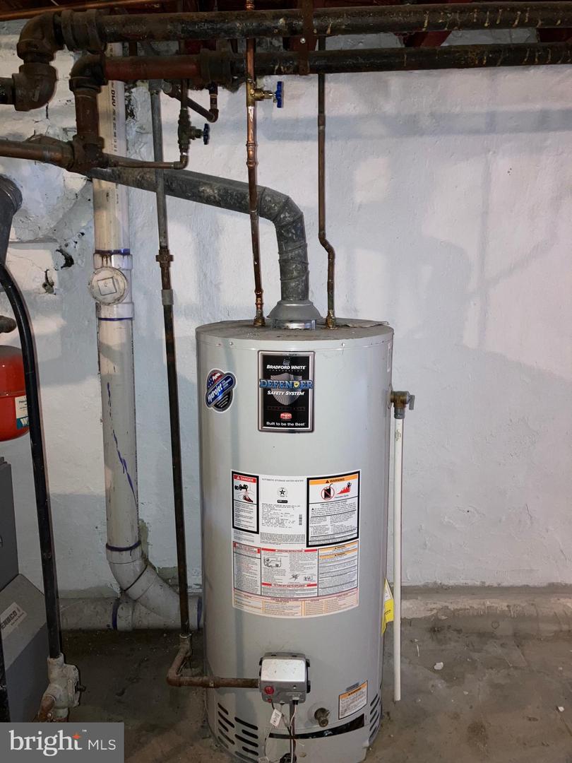 1512 W Ruscomb St Property Photo 36