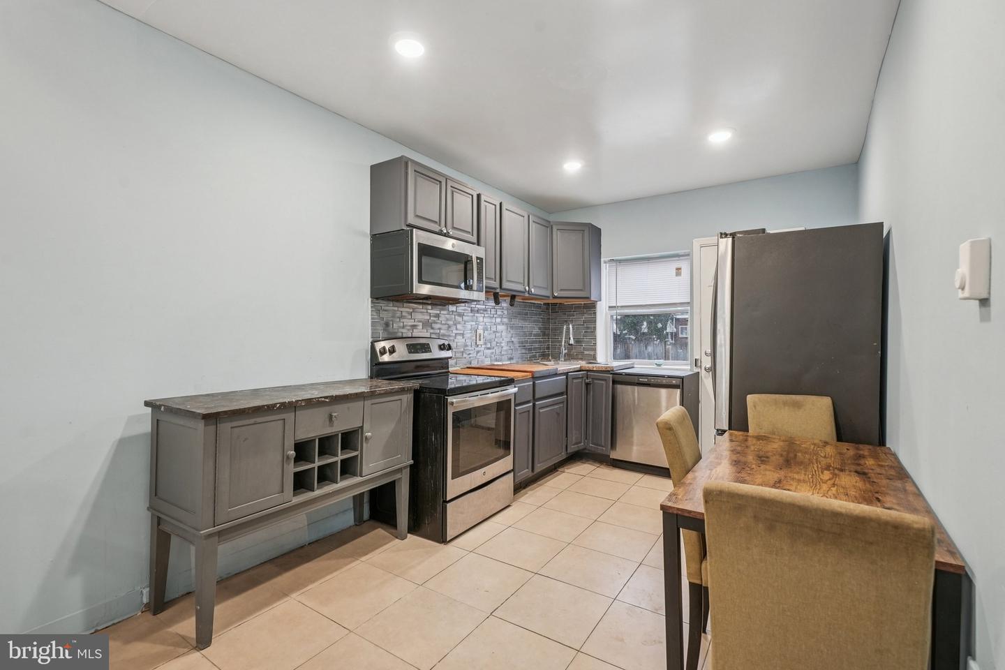 5536 Wheeler St Property Photo 5