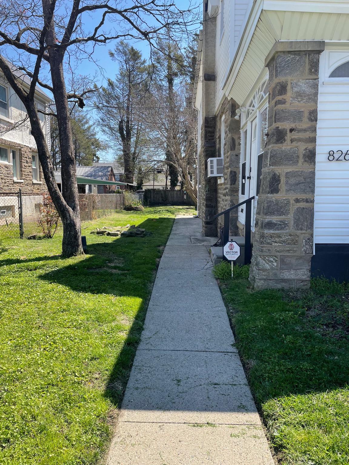826 E Dorset St Property Photo 21