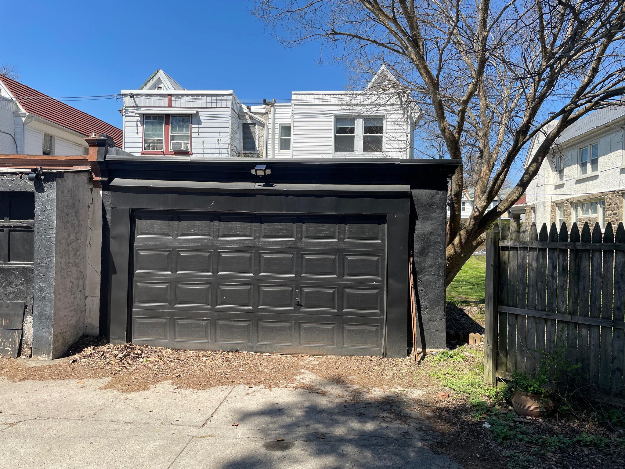 826 E Dorset St Property Photo 23