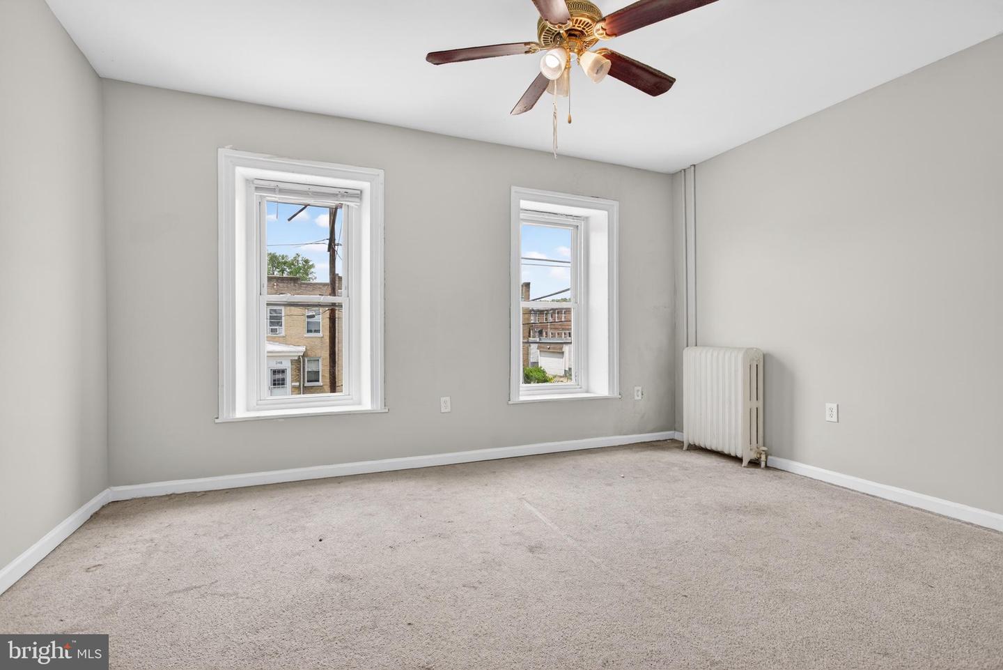 237 Pensdale St Property Photo 14