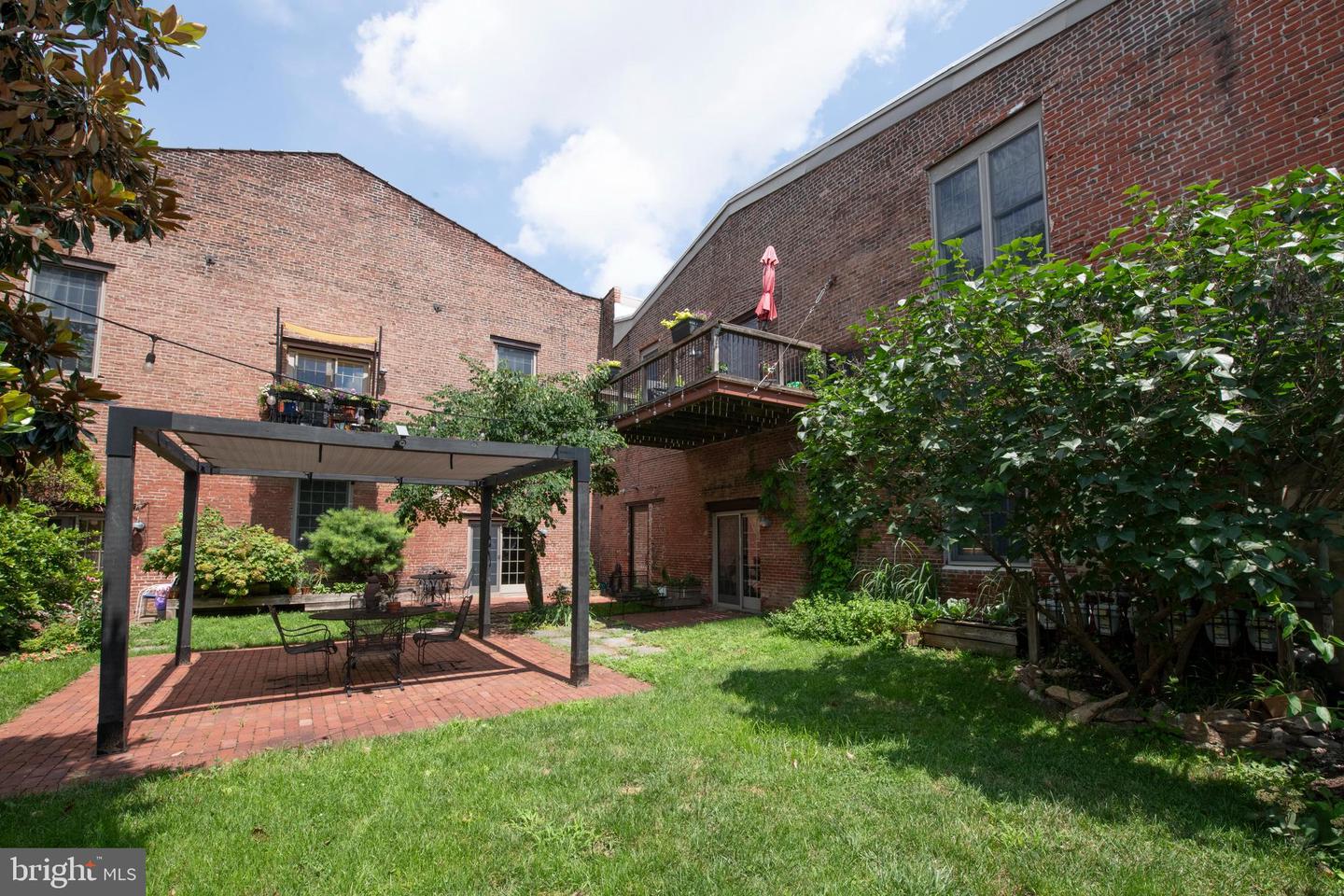 2135 E Susquehanna Ave #13 Units Property Photo 3