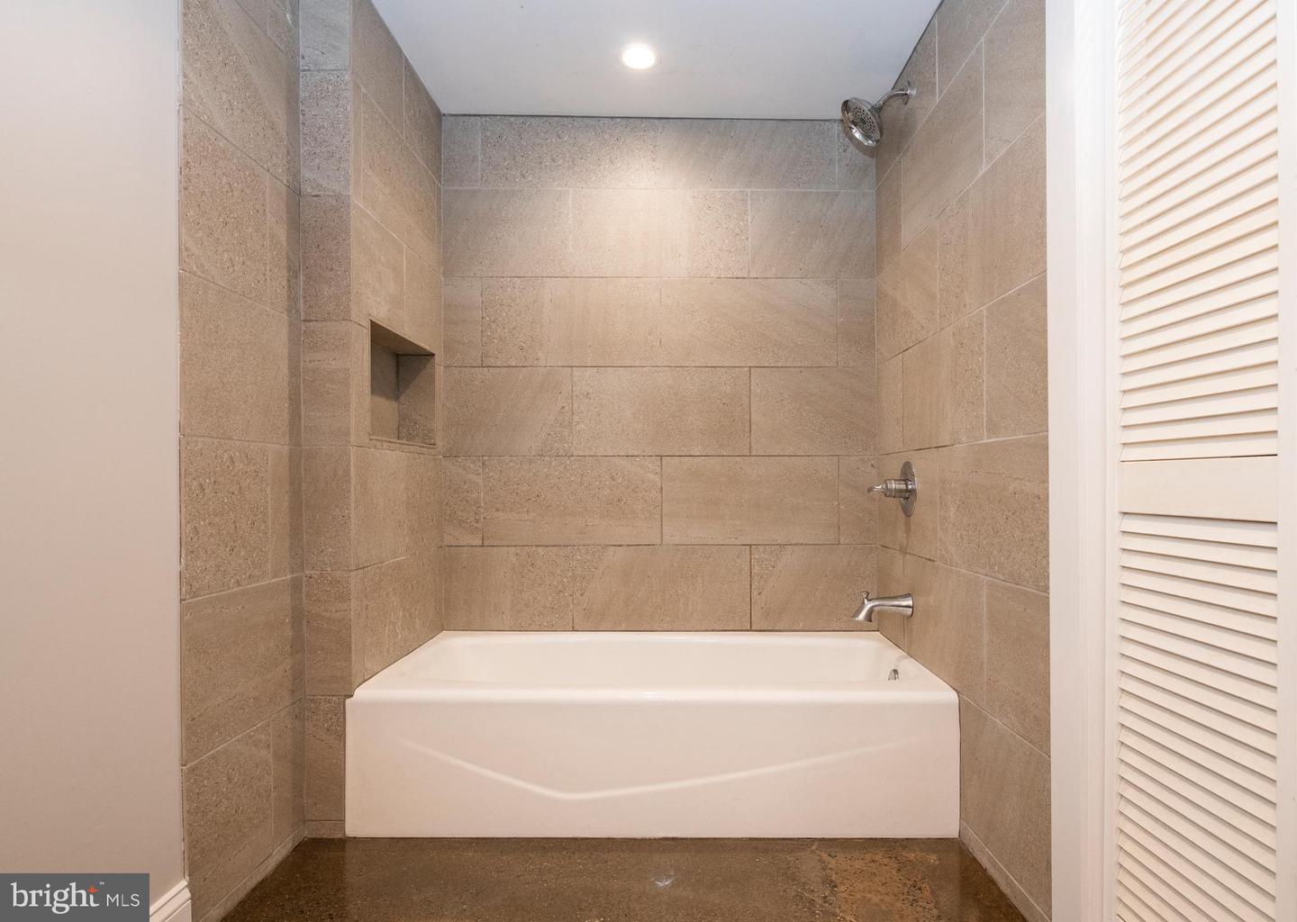 2135 E Susquehanna Ave #13 Units Property Photo 22