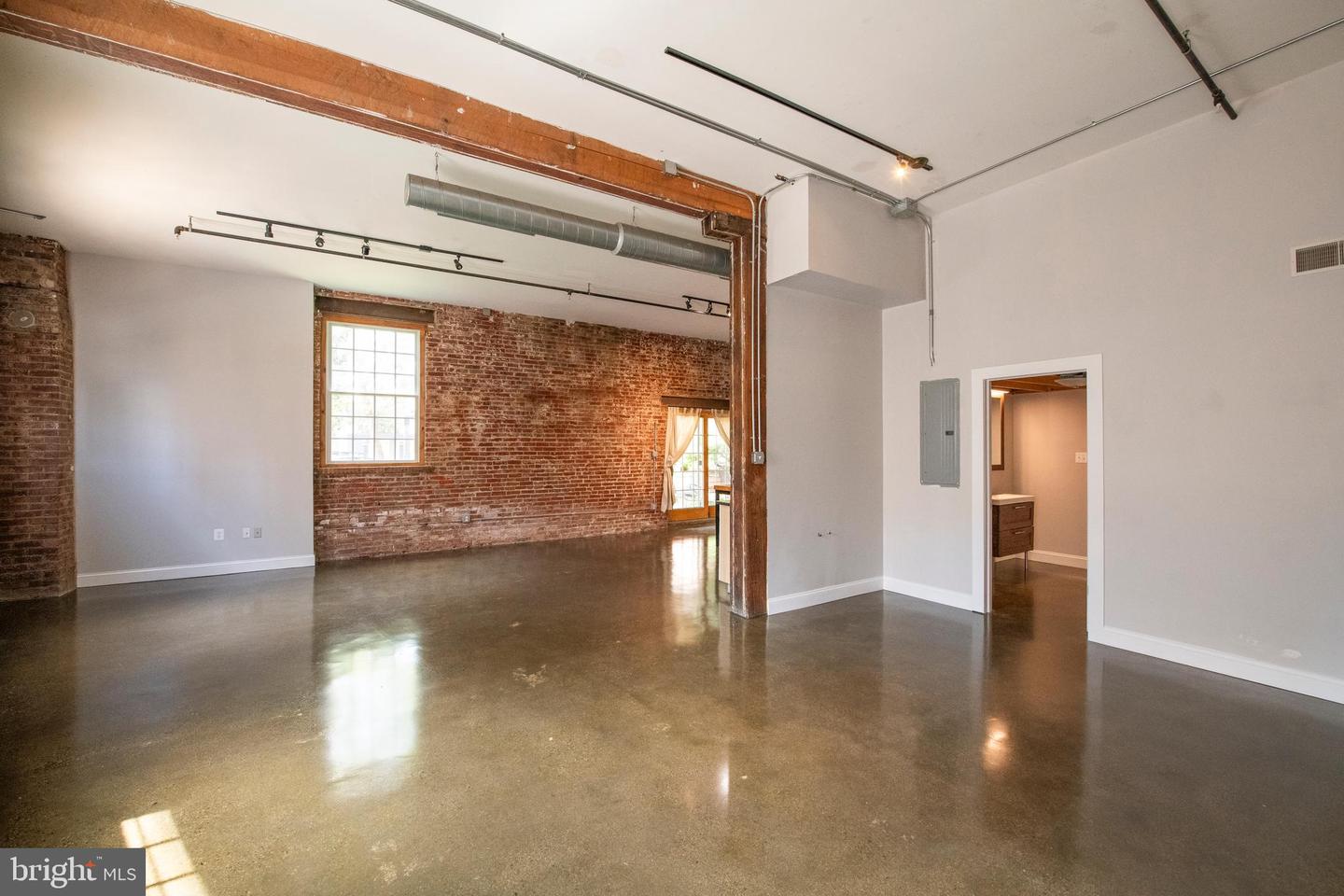 2135 E Susquehanna Ave #13 Units Property Photo 25
