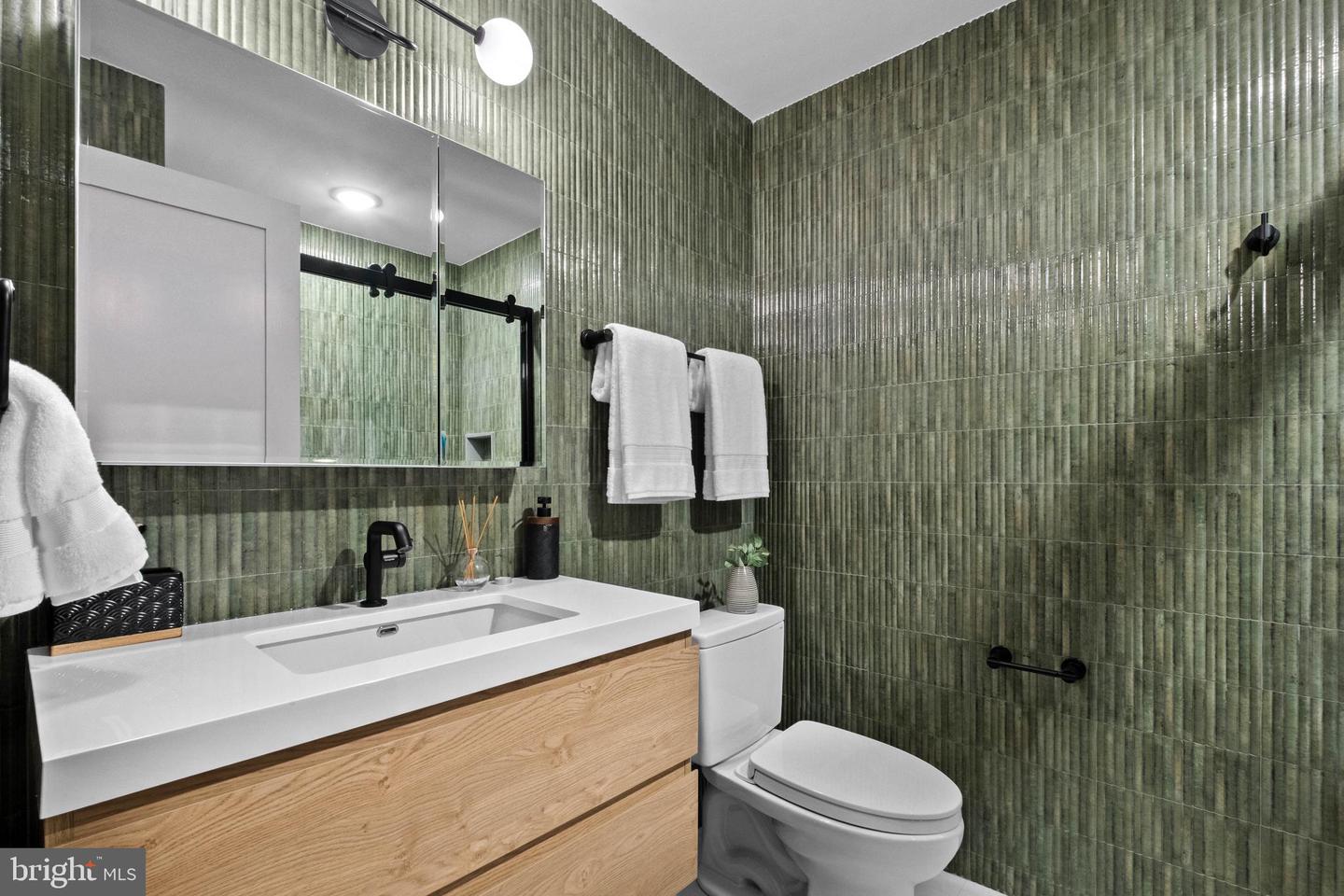 151 N 3rd St #2 Property Photo 31