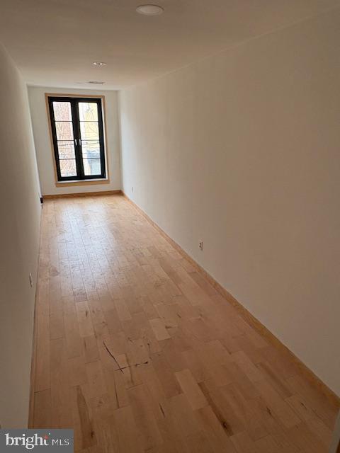 2817-21 Helen St Property Photo 4