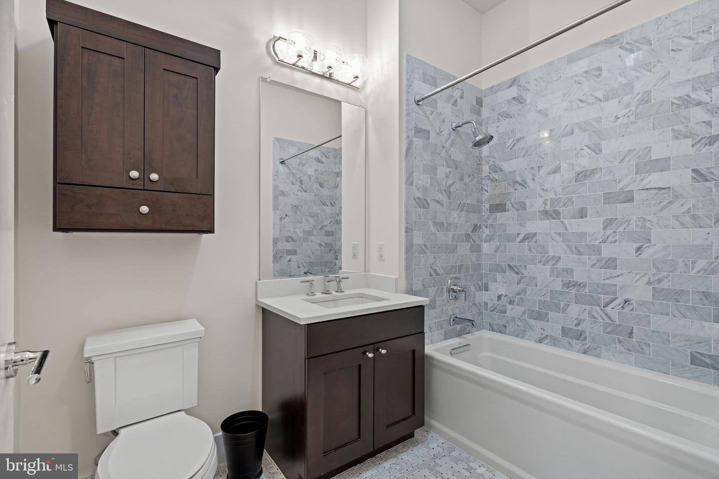 410 S Front St #209 Property Photo 45