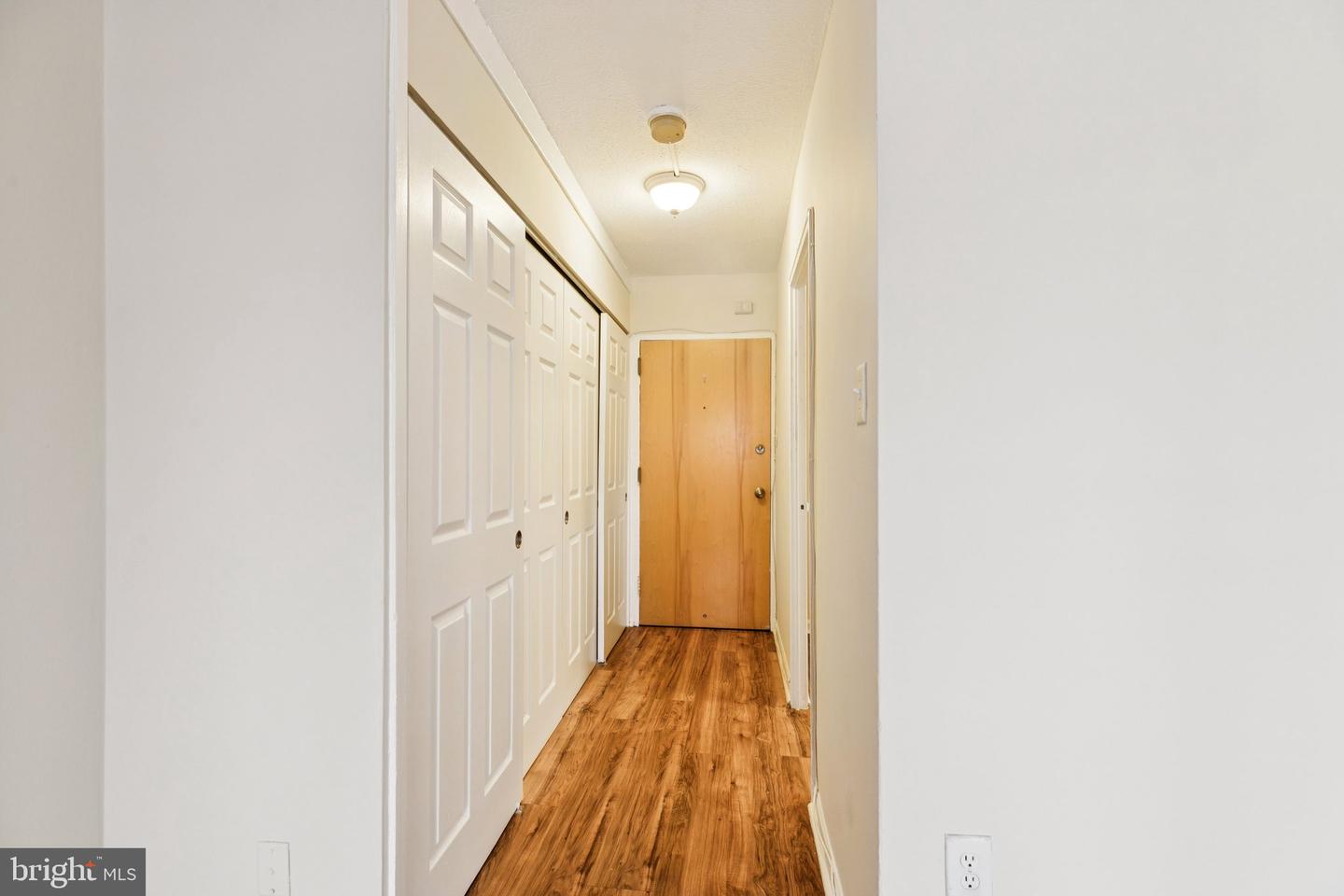 2101 Chestnut St #922 Property Photo 8