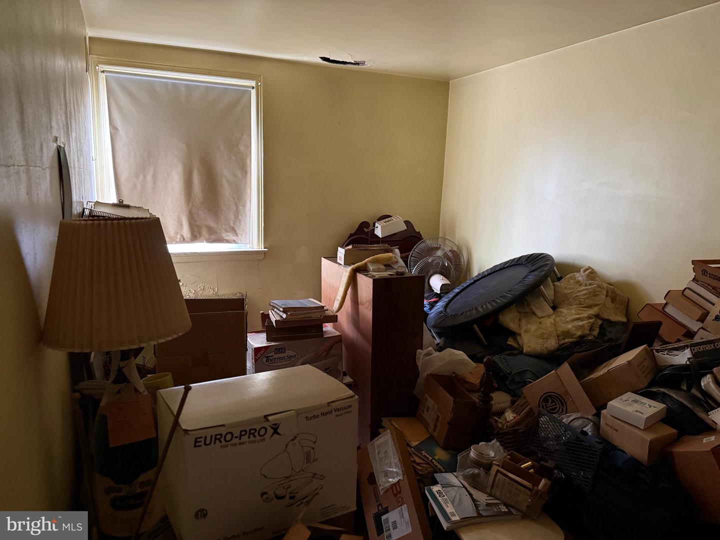 1107 E Slocum St Property Photo 5