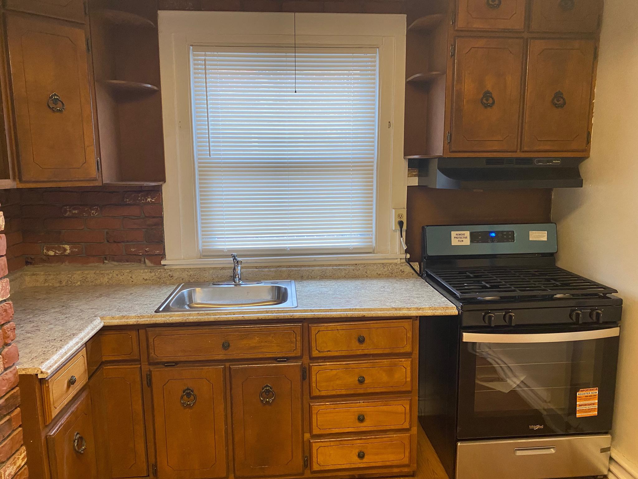 4027 Howland St Property Photo 5