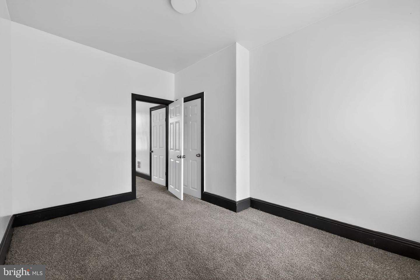 4153 Orchard St Property Photo 10