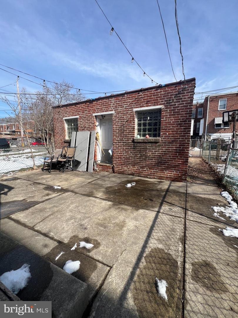 3403 Tyson Ave Property Photo 4