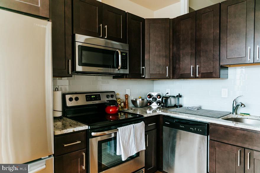 1430 South St #unit 405 Property Photo 3