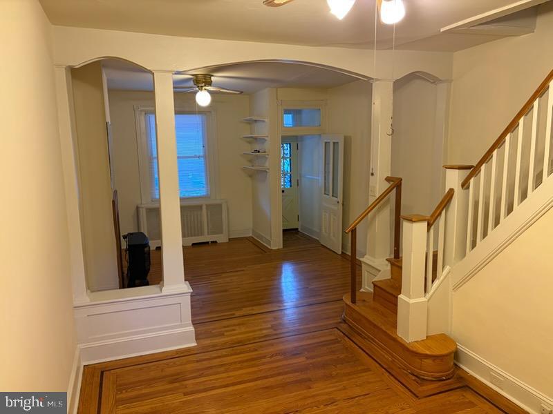 5229 Pulaski Ave Property Photo 6
