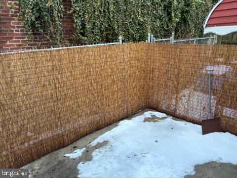 5229 Pulaski Ave Property Photo 13