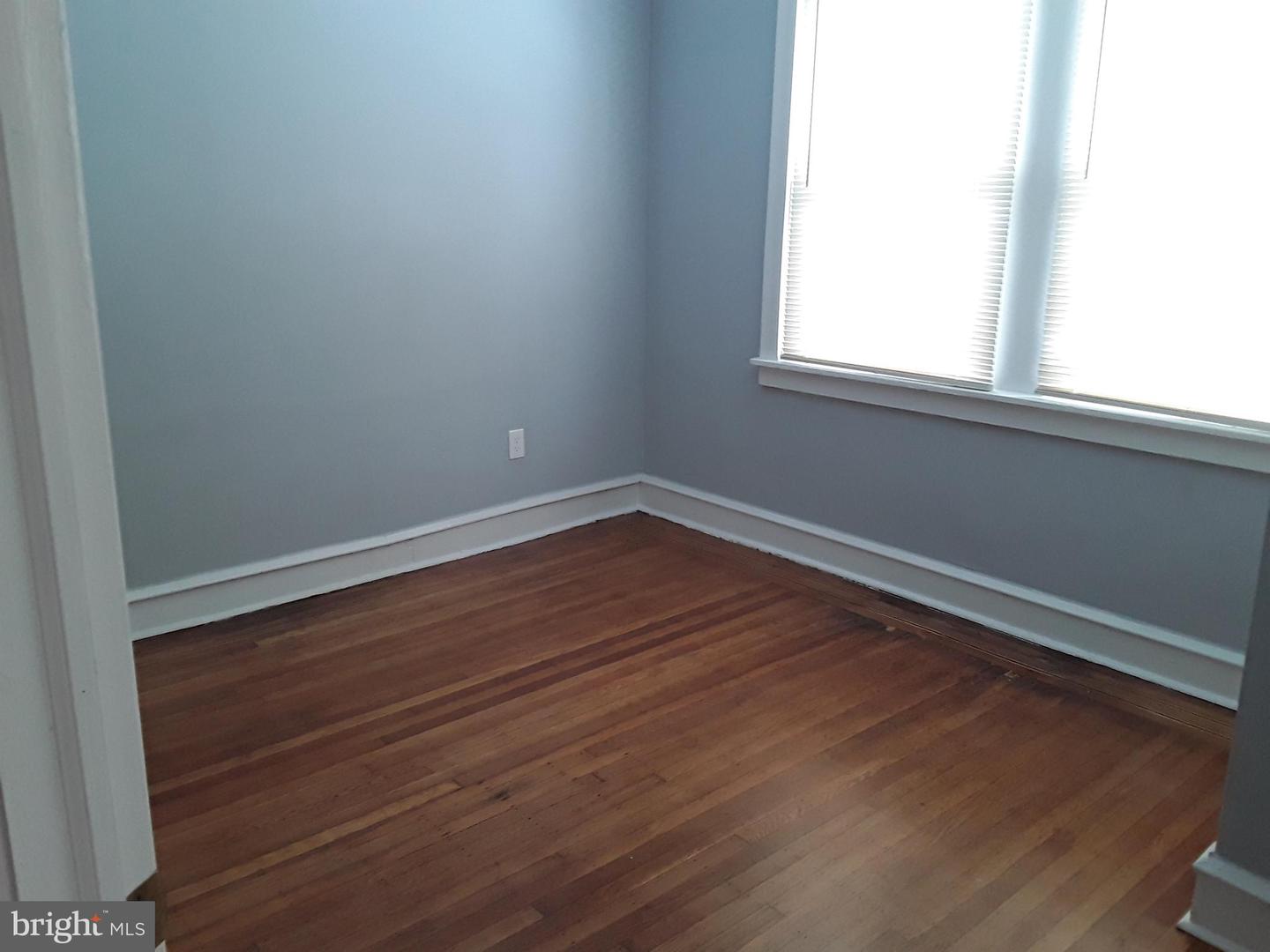 5818 Woodcrest Ave Property Photo 26
