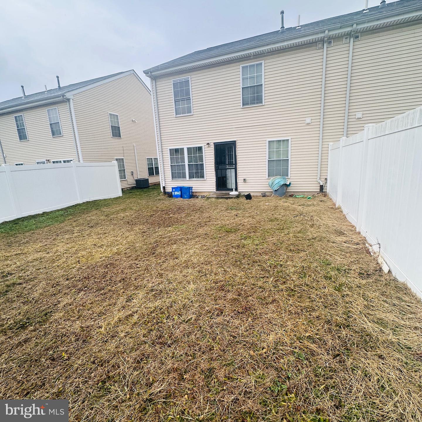 1521 N Uber St Property Photo 5