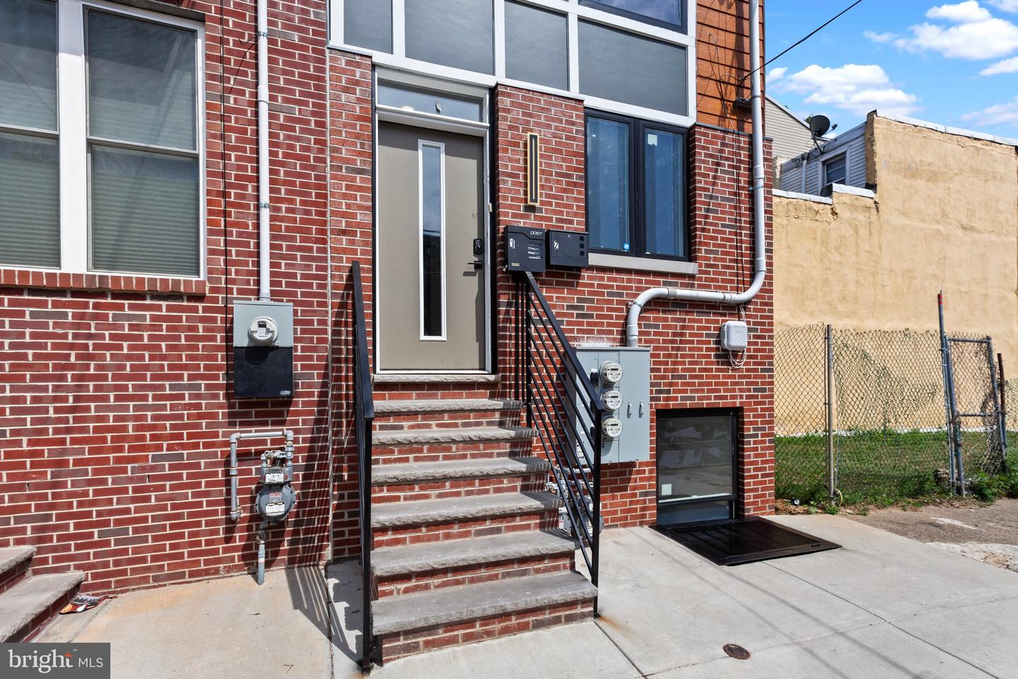 2528 N Hope St #1 Property Photo 3