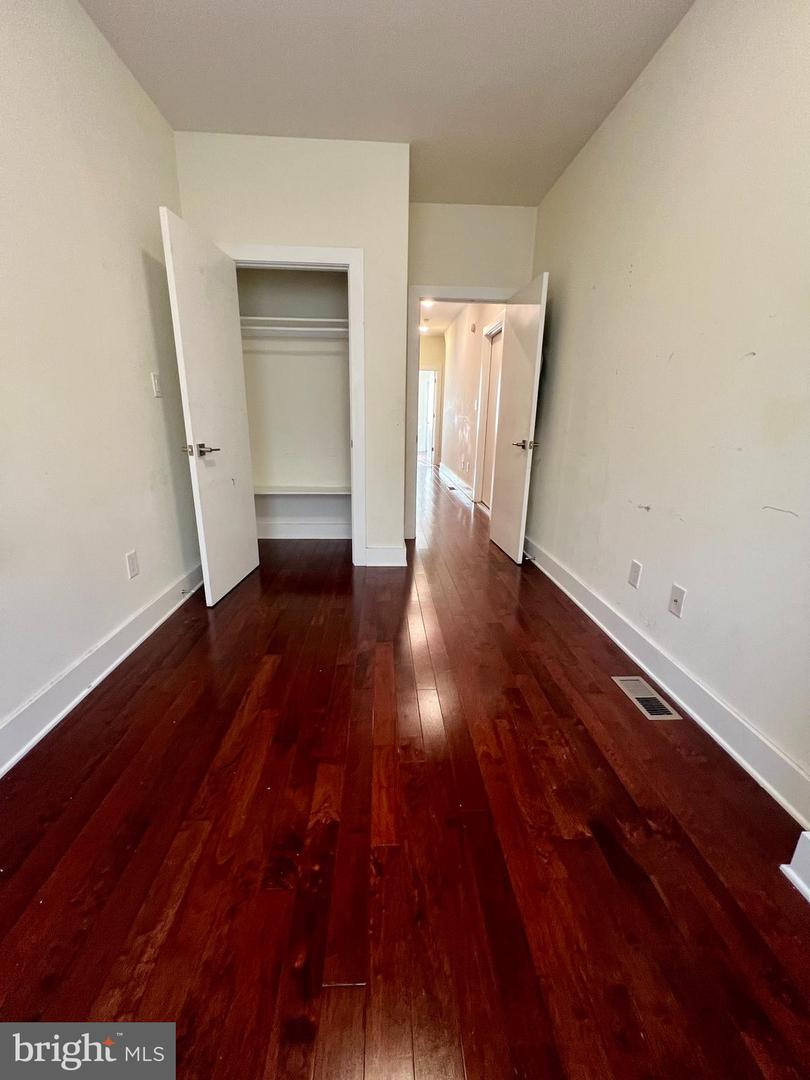 1706 Arlington St #a Property Photo 8