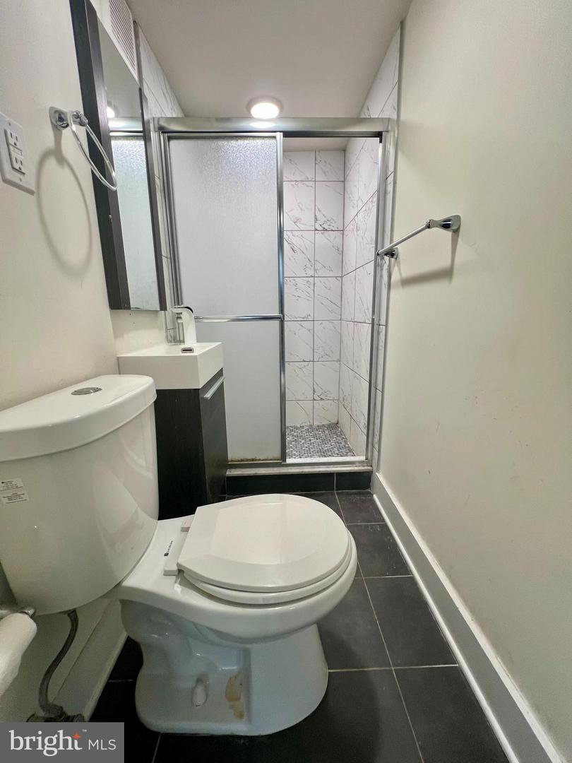 1706 Arlington St #a Property Photo 11