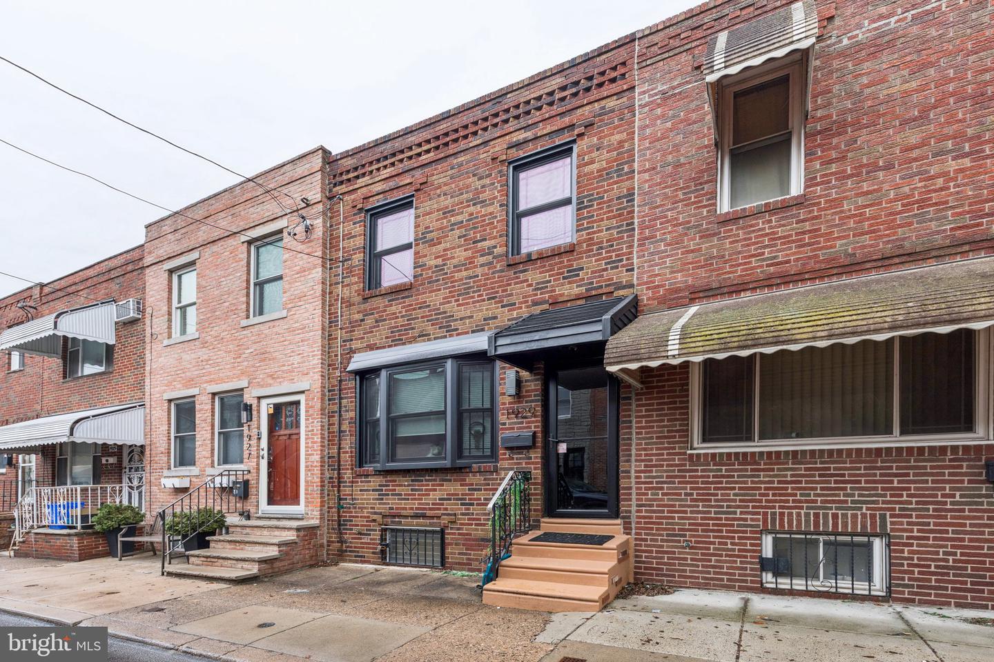 1929 S Camac St Property Photo 2