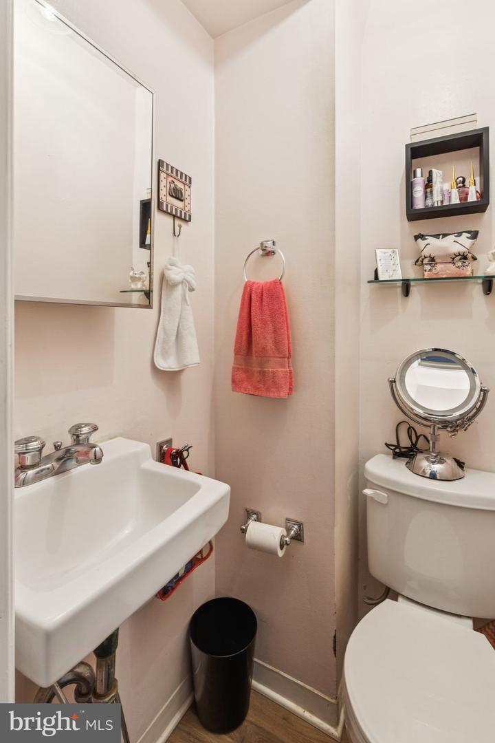 1929 S Camac St Property Photo 18