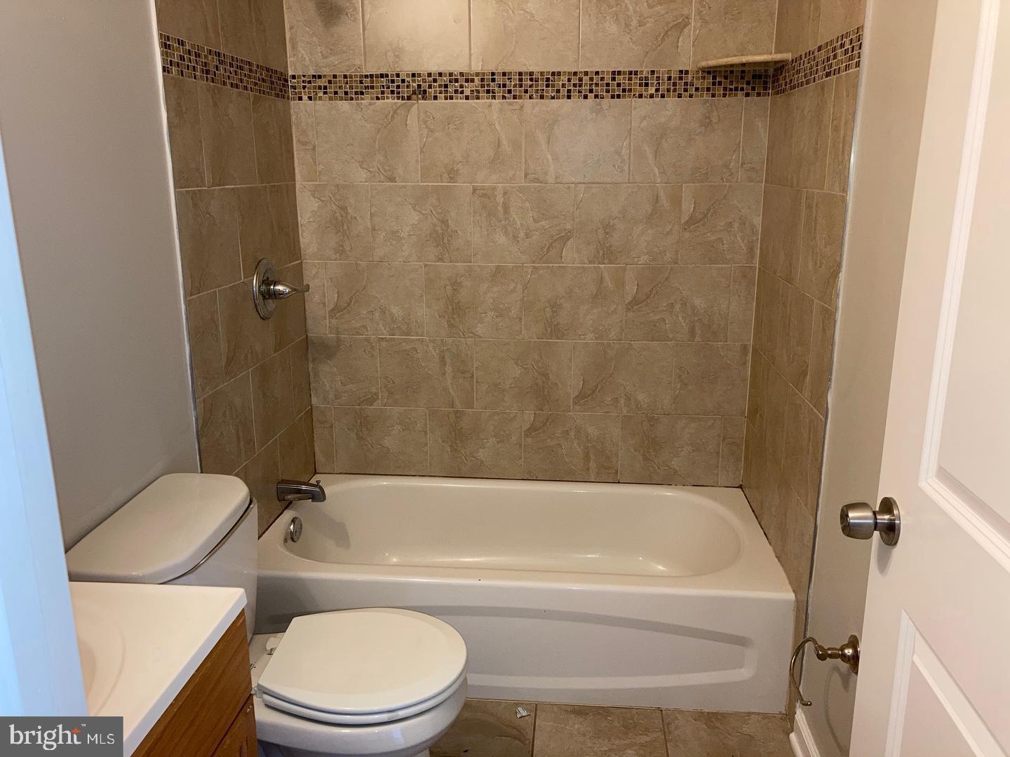 2108 N 17th St Property Photo 9