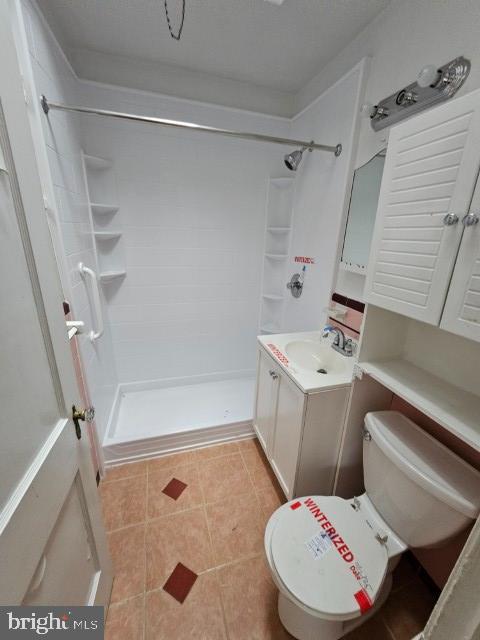 7655 Woolston Ave Property Photo 8