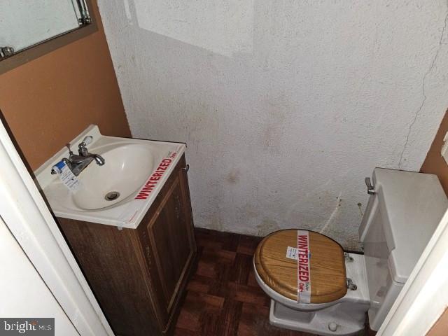 7655 Woolston Ave Property Photo 14