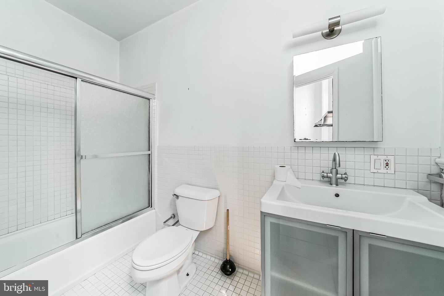 1345 E Susquehanna Ave Property Photo 38