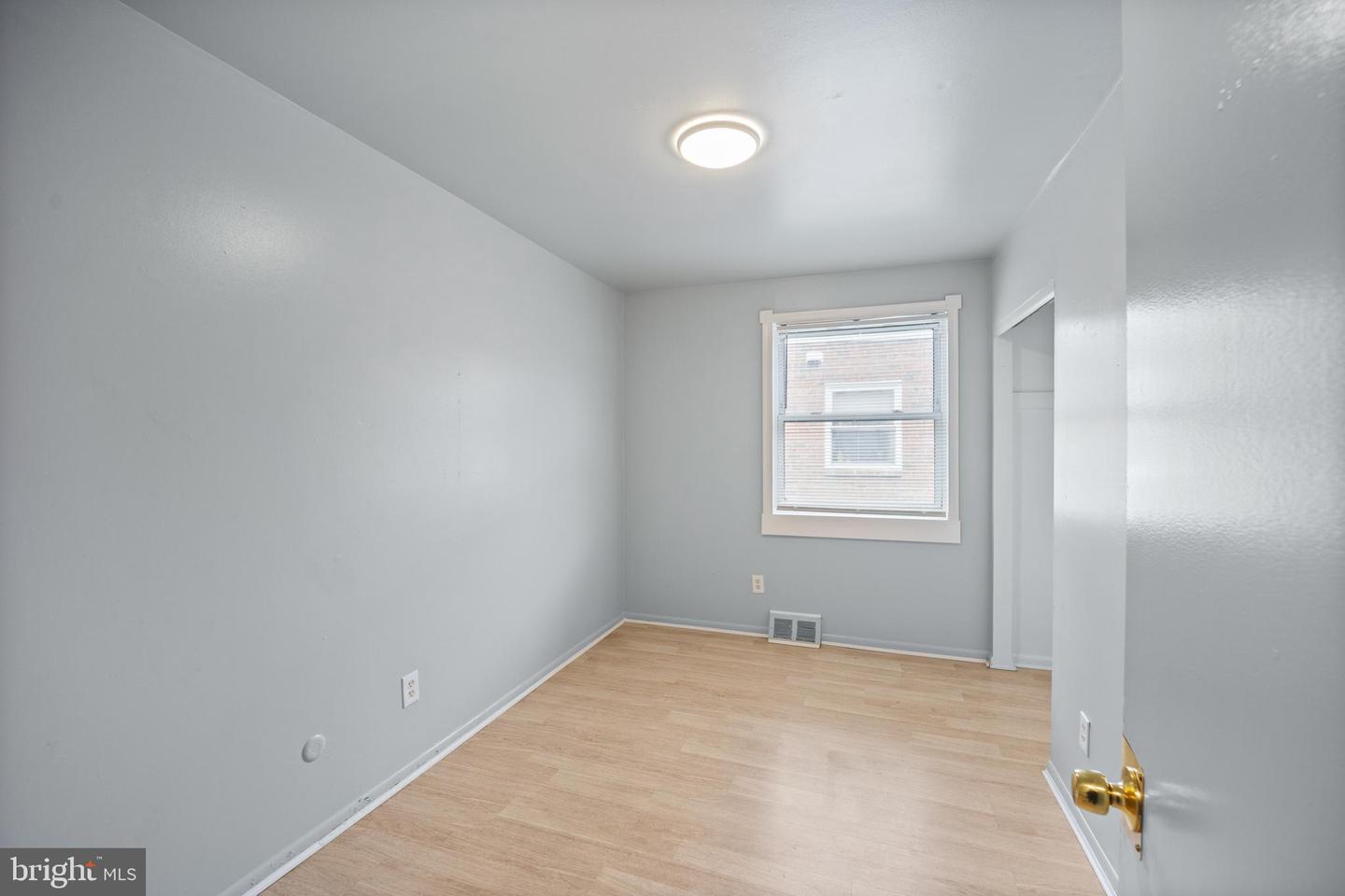 7727 Langdon St #unit 2 Property Photo 11