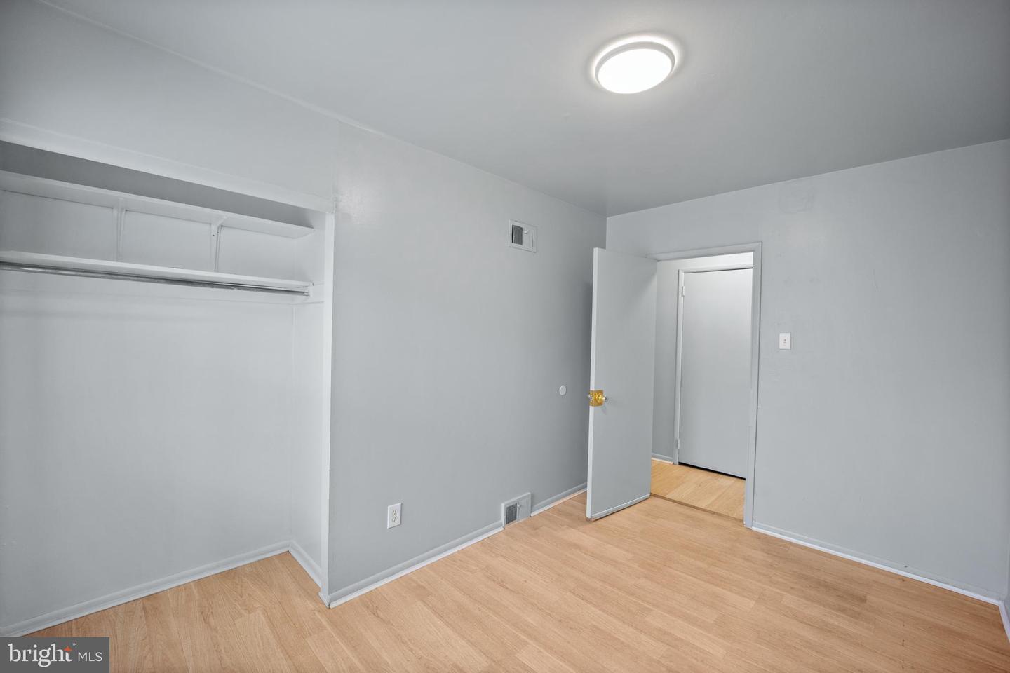 7727 Langdon St #unit 2 Property Photo 12