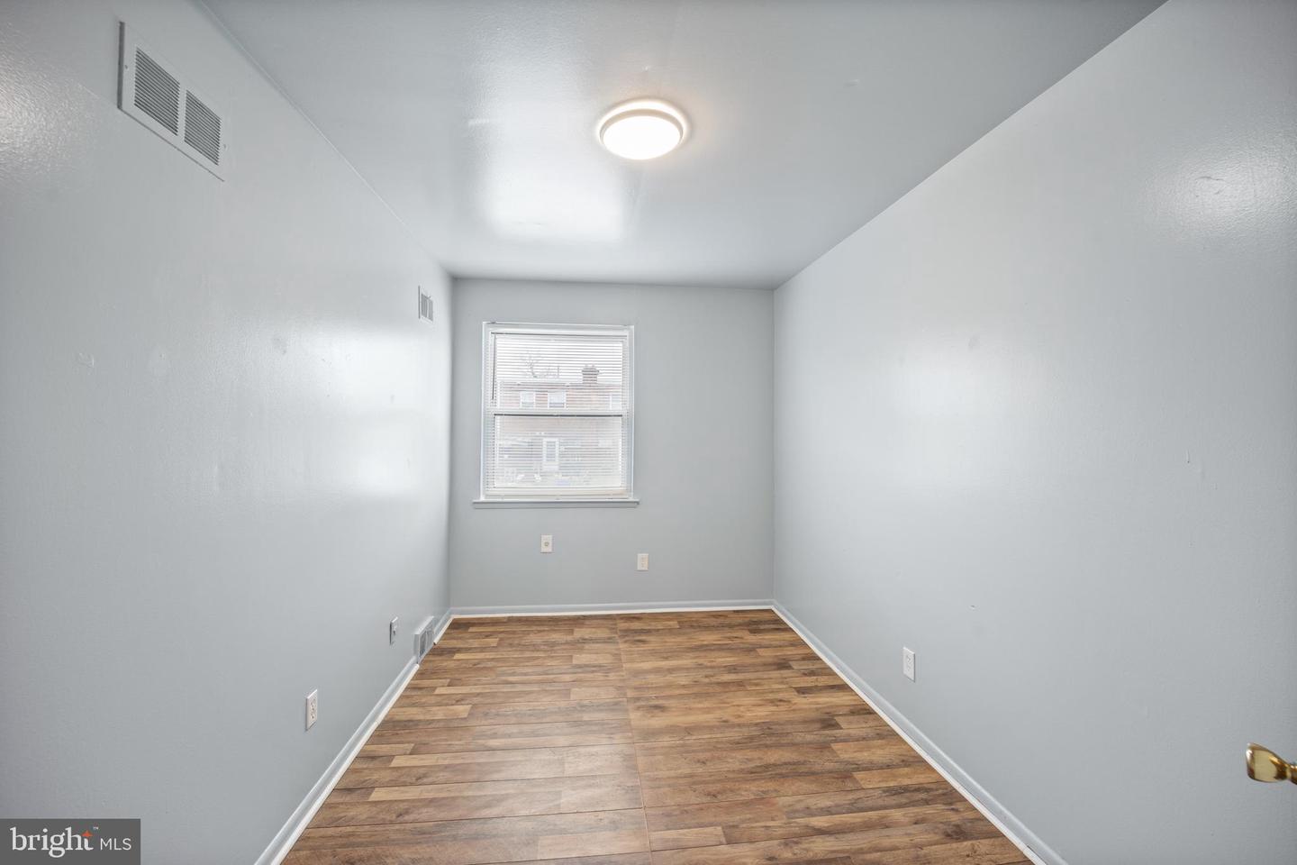 7727 Langdon St #unit 2 Property Photo 16