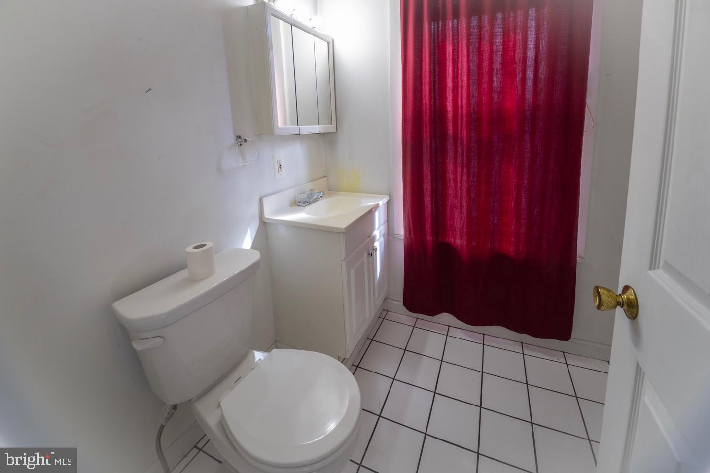 824 S 12th St #2 Property Photo 5