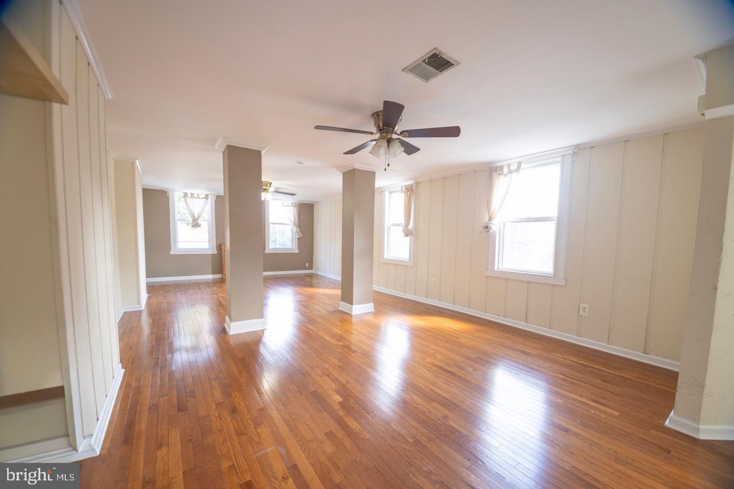824 S 12th St #2 Property Photo 6