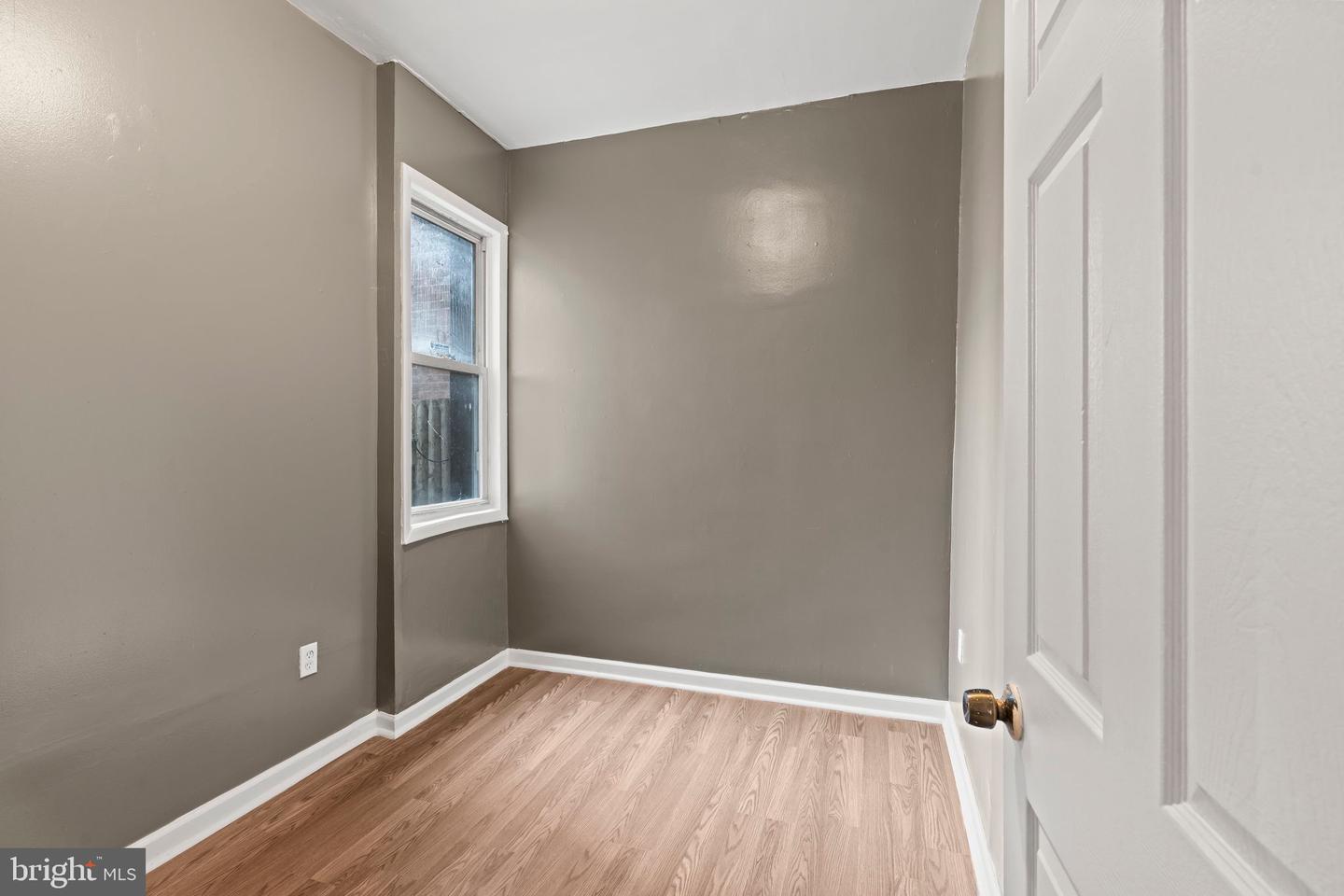1848 S Conestoga St Property Photo 8
